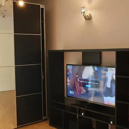 A Casa Di Giò E Lorenzo- Via Guidelli Apartamento